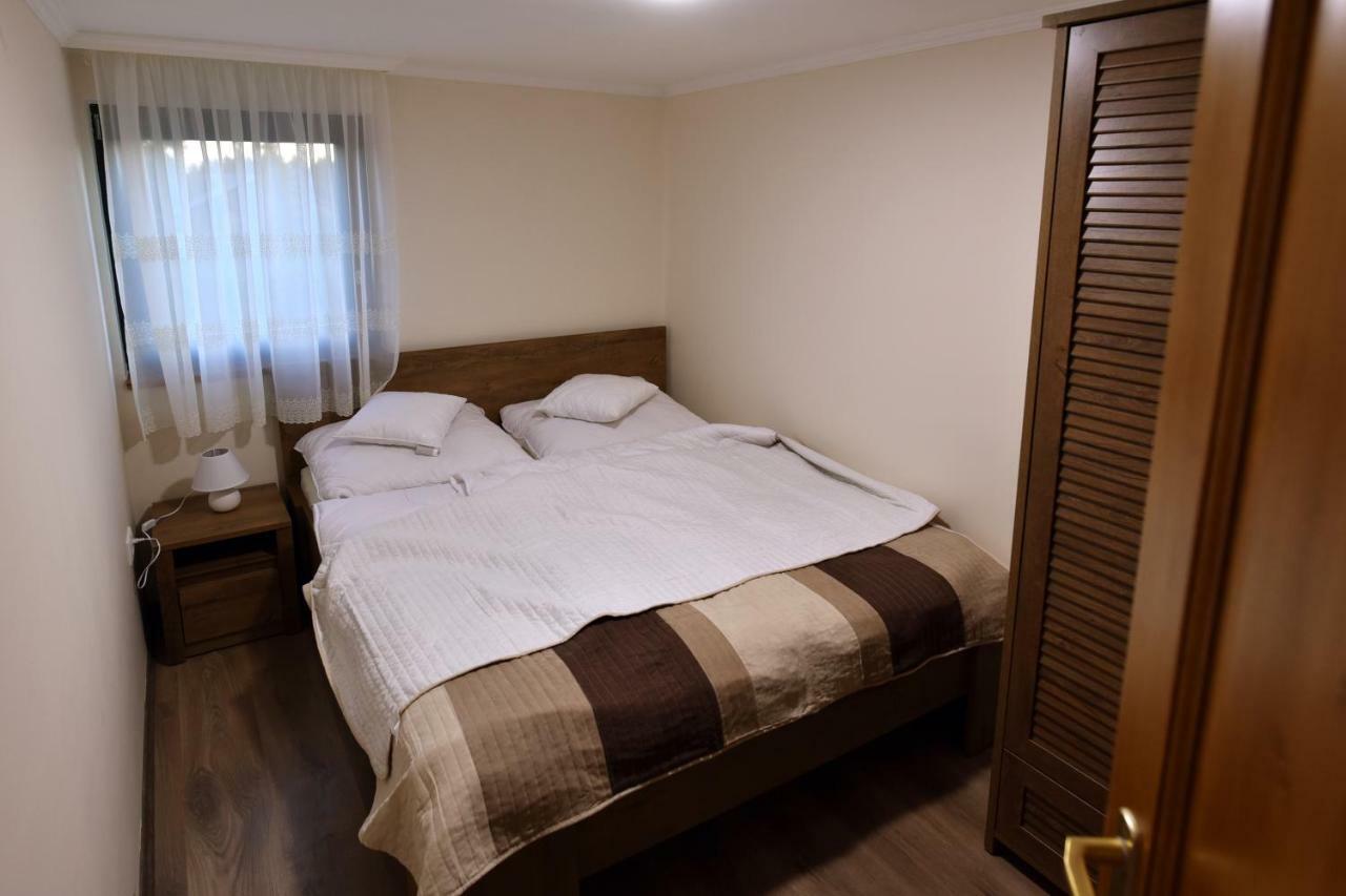 Siraly Apartman Hajdúnánás Bagian luar foto